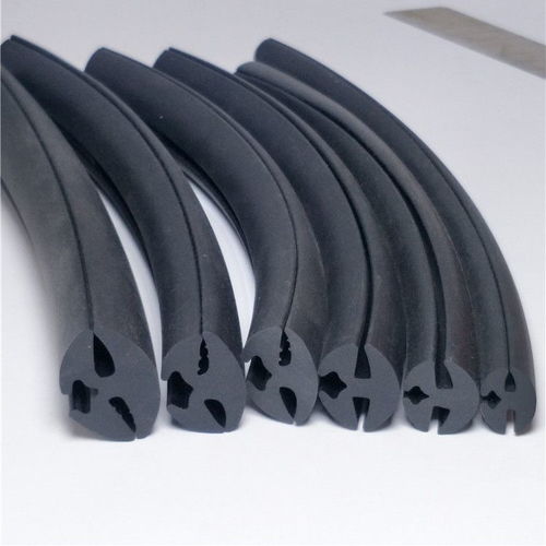 專業制造，品質保障 探秘清河縣順冠橡膠制品廠的密封條與橡膠防塵套
